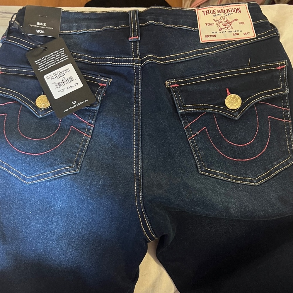 True Religion Women’s Skinny, high rise Flap-pocket PINK stitching! NWT - Picture 3 of 14